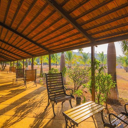 V Resorts Mahua Bagh Murud Nāndgaon 外观 照片