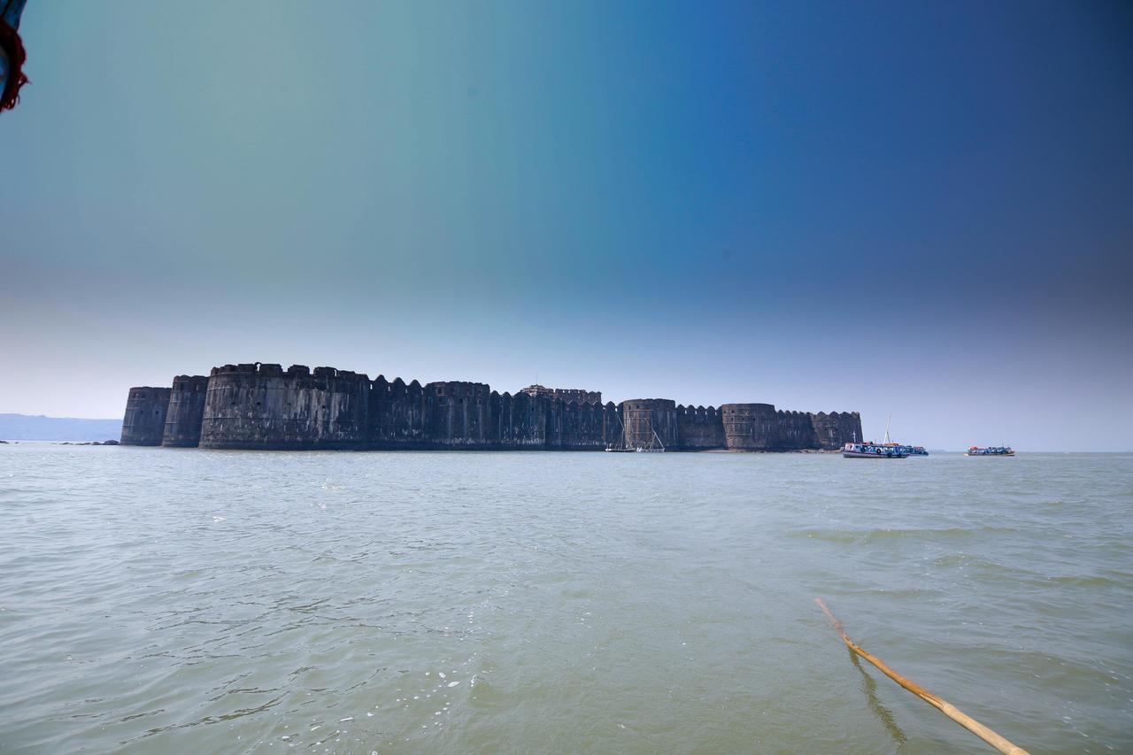 V Resorts Mahua Bagh Murud Nāndgaon 外观 照片